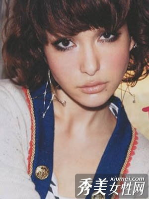 8种流行购物与休闲化妆品清单 打造精致日常